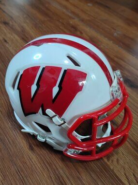 Riddell Wisconsin Badgers Speed Mini Helmet
